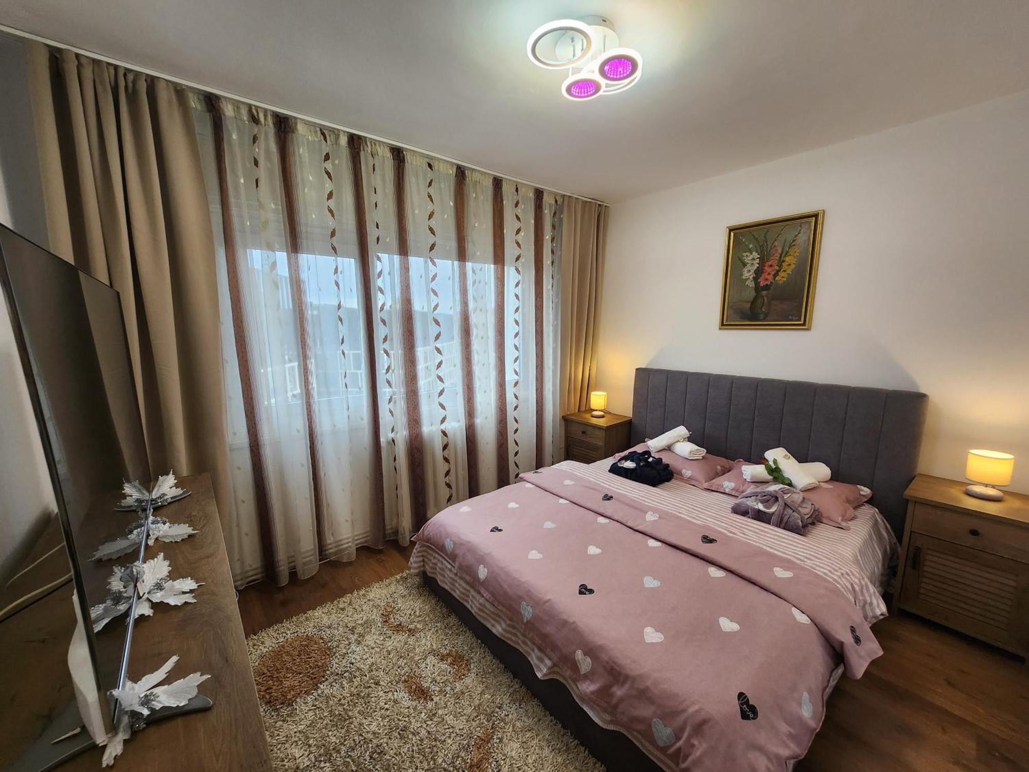 Apartament 3 Camere Palas ยาช ภายนอก รูปภาพ
