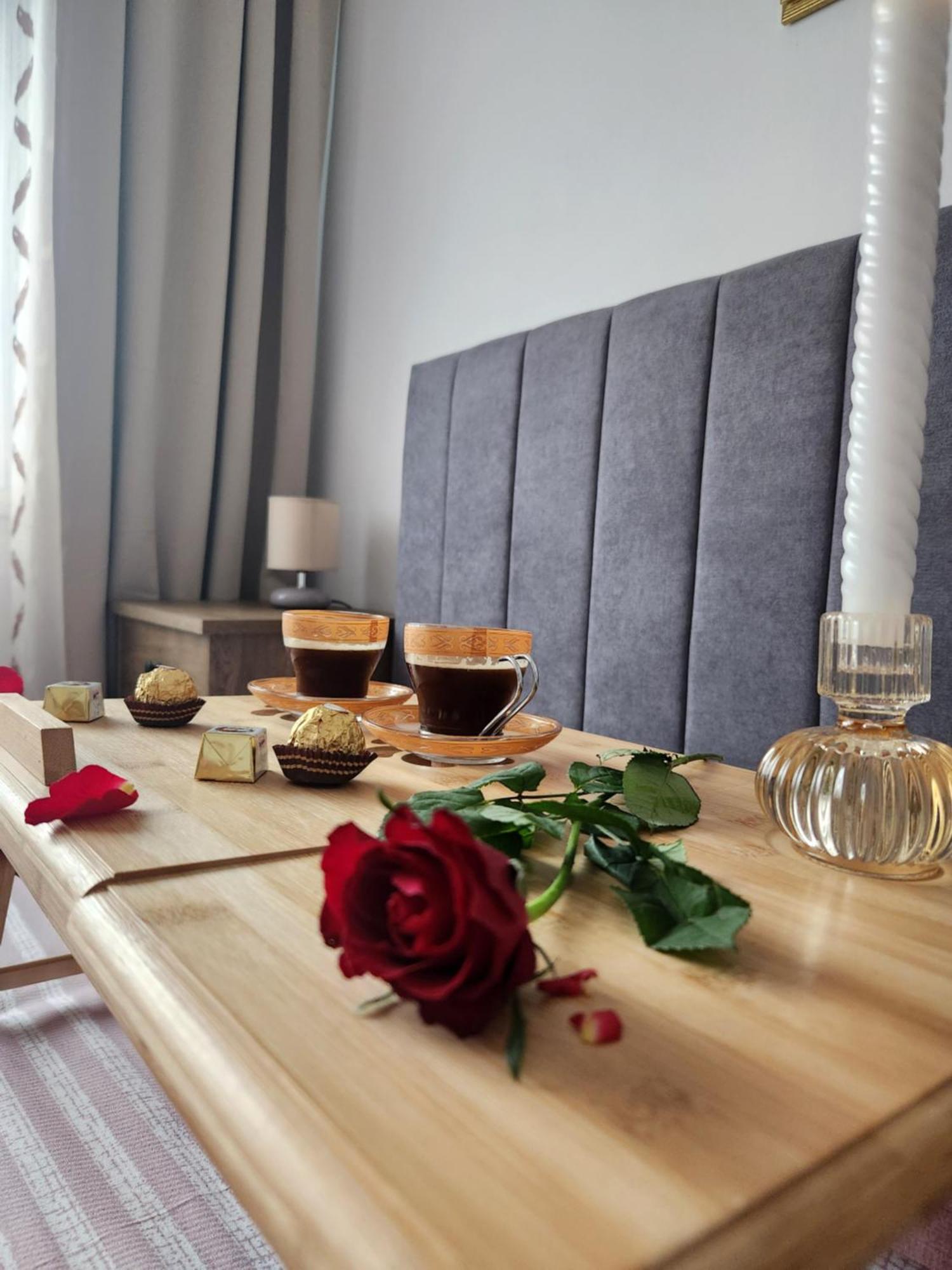 Apartament 3 Camere Palas ยาช ภายนอก รูปภาพ